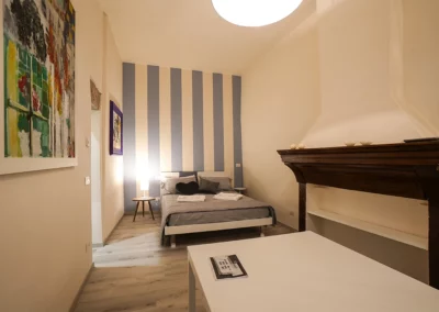 badia-blu-centro-storico-blu-s-immobiliare-affitti-brevi-modena-italia-camera-da-letto